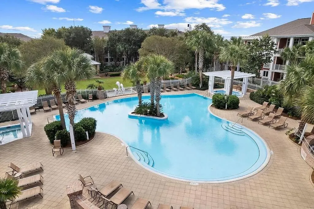 Studio In Heart Of The Village Destin Apartment