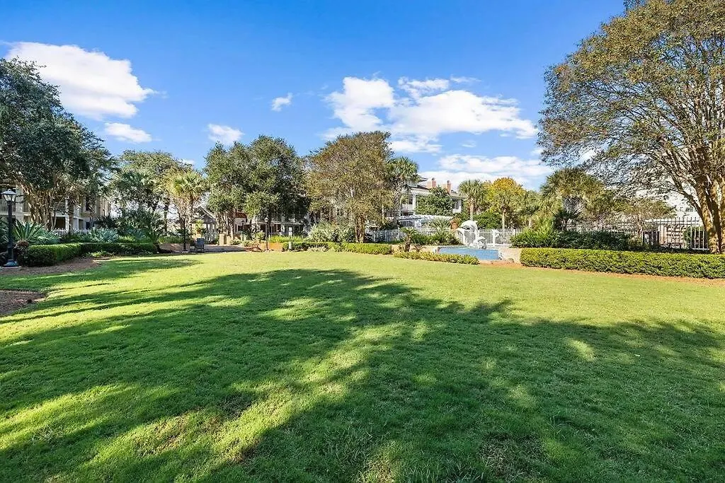 Apartment Studio In Heart Of The Village Destin